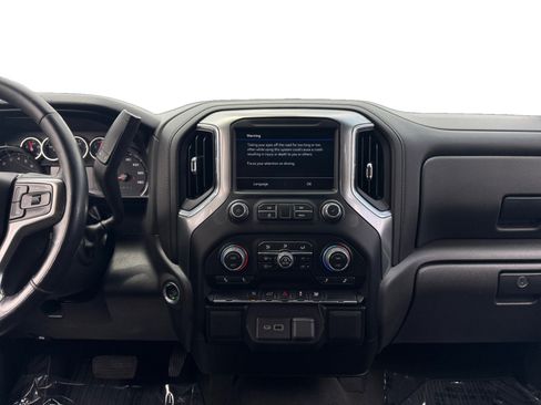 Used 2022 Chevrolet Silverado 1500 LT AWD/4WD image 11