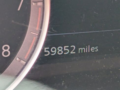 Used 2021 INFINITI QX50 Luxe image 9