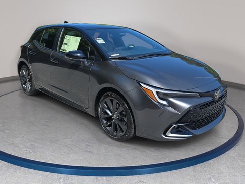 New 2026 Toyota Corolla XSE FWD image 3