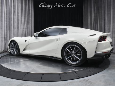 Used 2022 Ferrari 812 GTS RWD image 24