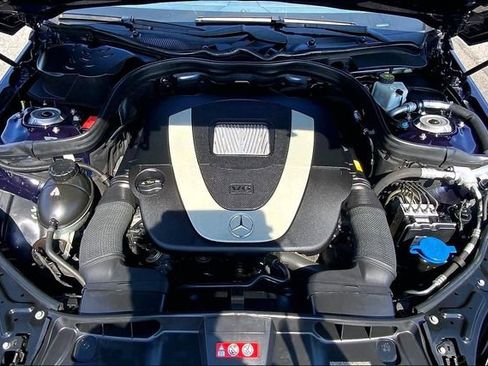Used 2011 Mercedes-Benz E 350 4MATIC Sedan image 26