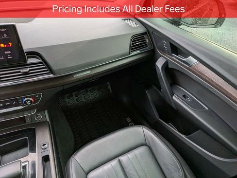 Used 2023 Audi Q5 2.0T Premium w/ Convenience Package AWD/4WD image 17