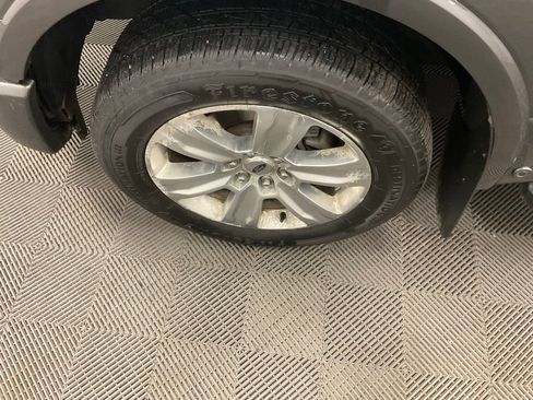 Used 2016 Ford F150 Platinum w/ Equipment Group 701A Luxury image 12