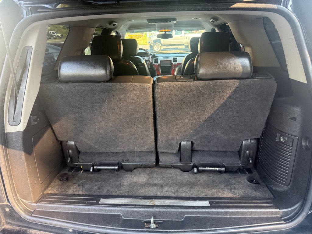 Used 2011 Cadillac Escalade AWD image 59