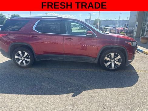 Used 2018 Chevrolet Traverse LT AWD/4WD image 2