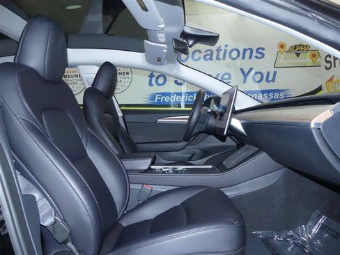 Used 2023 Tesla Model 3 Standard Range RWD image 7