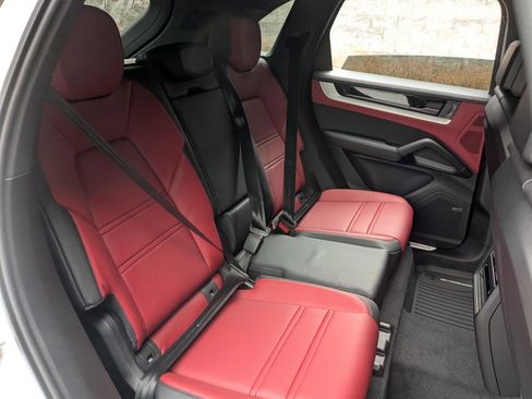 New 2026 Porsche Cayenne AWD/4WD image 24