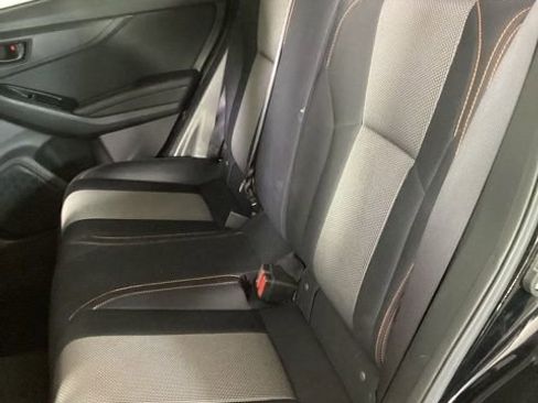 Used 2023 Subaru Crosstrek 2.0i Premium image 9