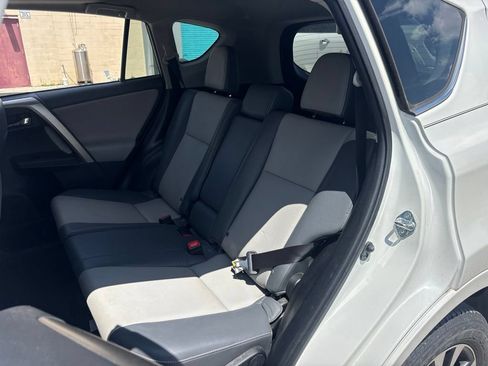 Used 2015 Toyota RAV4 Limited w/ Technology Package FWD image 11