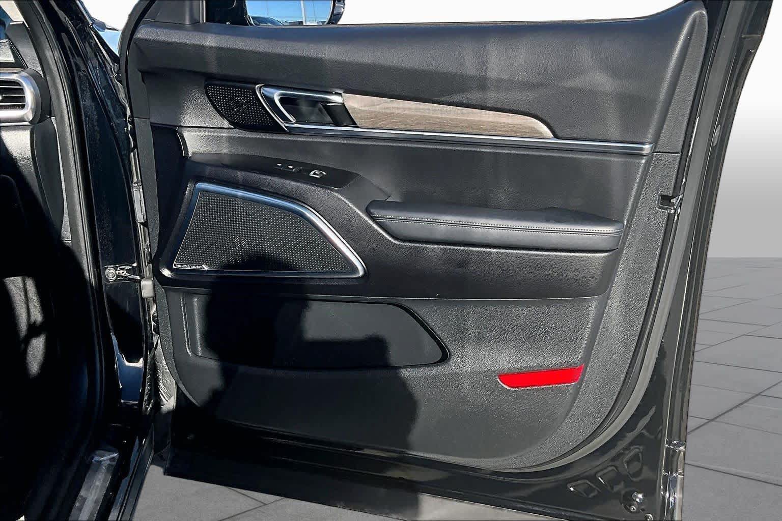 Used 2021 Kia Telluride SX w/ SX Prestige Package AWD/4WD image 25