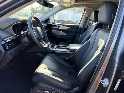 Used 2025 Acura MDX SH-AWD image 16