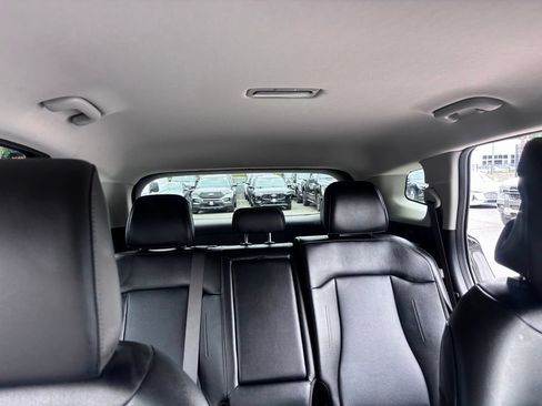 Used 2024 Kia Sportage EX AWD/4WD image 29