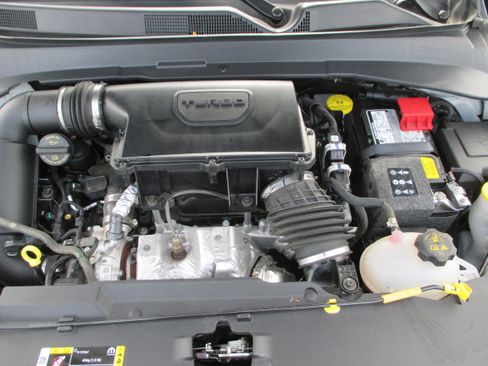 Used 2025 Jeep Compass Trailhawk AWD/4WD image 24