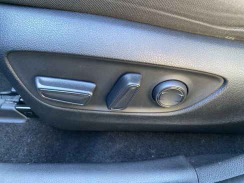 Used 2023 Toyota RAV4 XLE w/ Convenience Package image 10