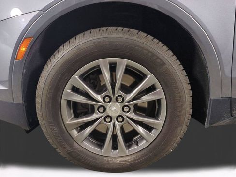 Used 2022 Cadillac XT5 Premium Luxury FWD image 11