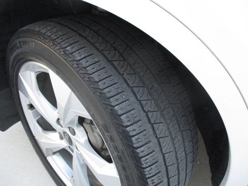 Used 2023 Audi Q5 2.0T Premium Plus w/ Premium Plus Package AWD/4WD image 93