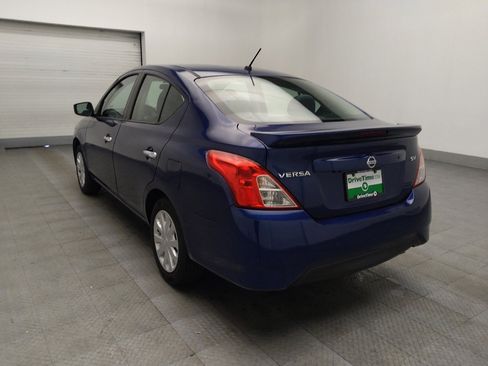 Used 2019 Nissan Versa SV FWD image 5