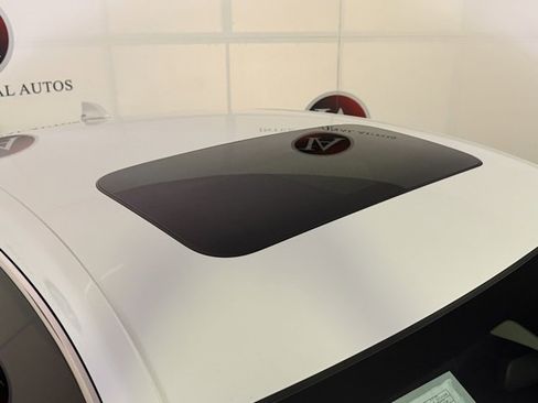 Used 2023 Honda Accord EX image 10