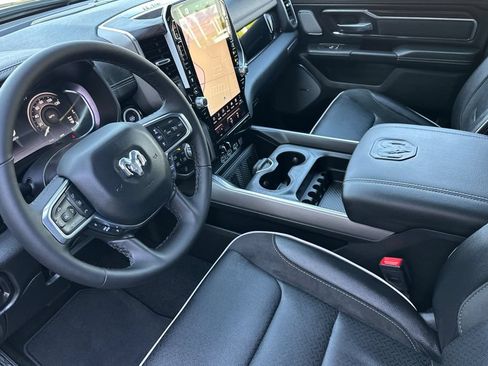New 2026 RAM 1500 Laramie AWD/4WD image 9