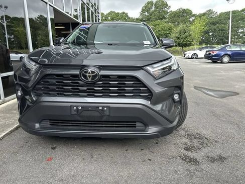 Used 2023 Toyota RAV4 XLE Premium AWD/4WD image 9