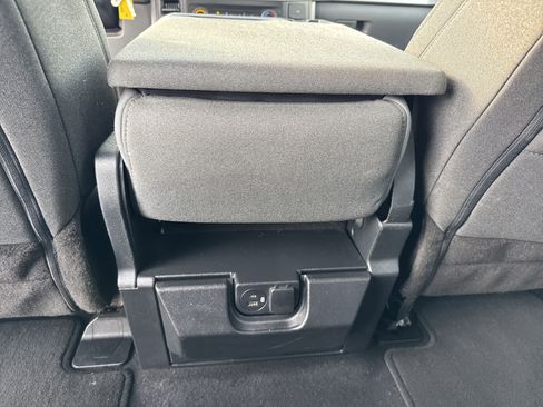 Used 2023 Ford F150 XLT w/ XTR Package image 27