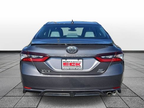 Used 2024 Toyota Camry SE AWD/4WD image 6