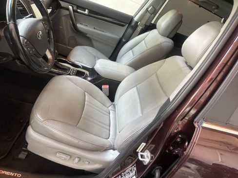 Used 2015 Kia Sorento SX AWD/4WD image 12