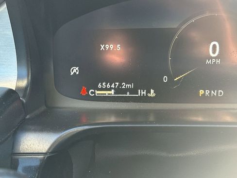 Used 2021 Lincoln Aviator 2WD w/ Class IV Trailer Tow Package image 20