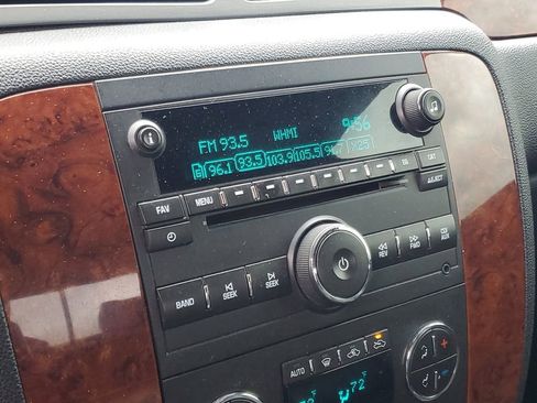 Used 2011 Chevrolet Silverado 2500 LTZ w/ LTZ Plus Package image 17