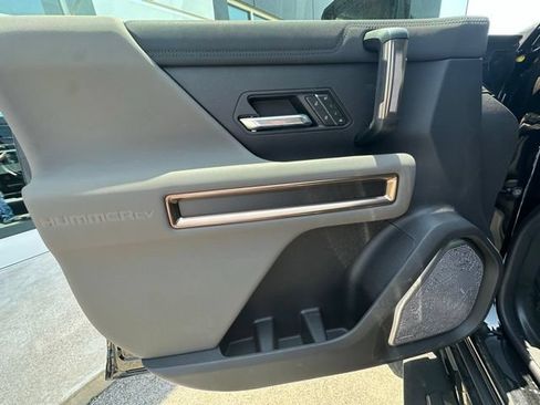 New 2025 GMC Hummer EV 2X AWD/4WD image 12