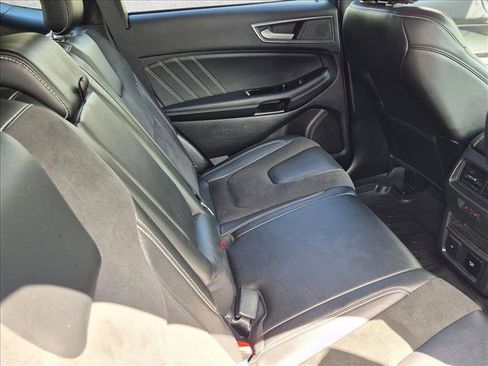 Used 2020 Ford Edge ST w/ Equipment Group 401A AWD/4WD image 18