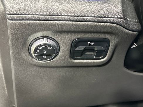 Used 2023 Mercedes-Benz EQE 350+ SUV w/ Exclusive Trim Package image 18