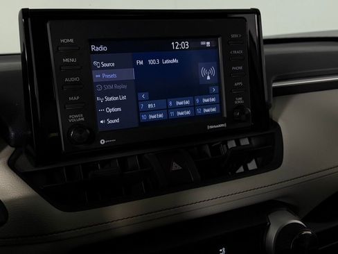 Used 2020 Toyota RAV4 XLE w/ Convenience Package image 17