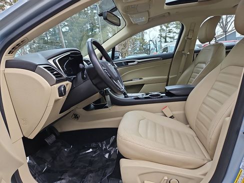 Used 2013 Ford Fusion SE image 13