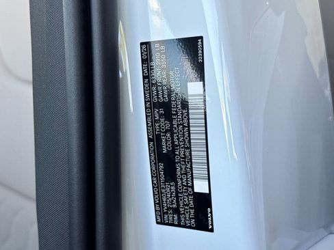 New 2026 Volvo XC90 T8 Plus image 29