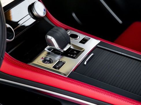 New 2026 Jaguar F-PACE R-Dynamic S image 18