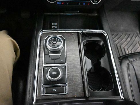 Used 2019 Ford Expedition Max Limited w/ Equipment Group 301A AWD/4WD image 14