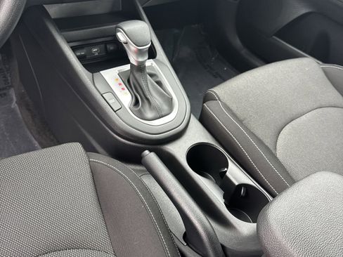Used 2024 Kia Forte LXS w/ LXS Technology Package image 6