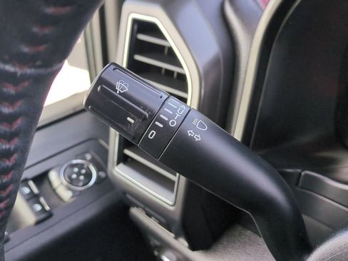 Used 2020 Ford F150 Lariat w/ Equipment Group 502A Luxury image 30