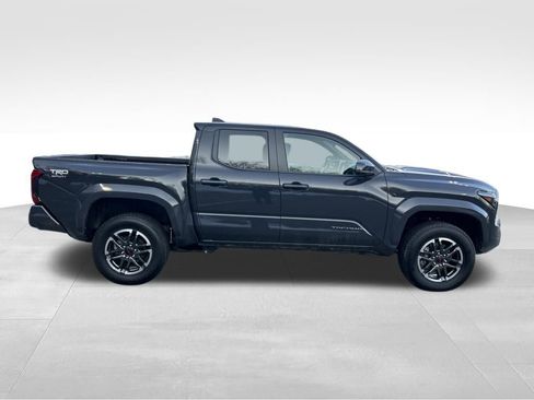 Certified 2025 Toyota Tacoma TRD Sport image 6