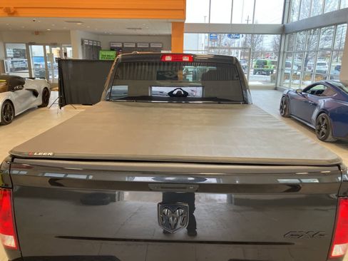 Used 2017 RAM 1500 Express w/ Black Ram 1500 Express Group image 25