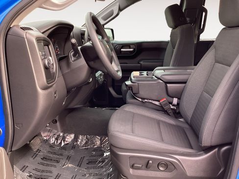 Used 2025 Chevrolet Silverado 1500 Custom image 25