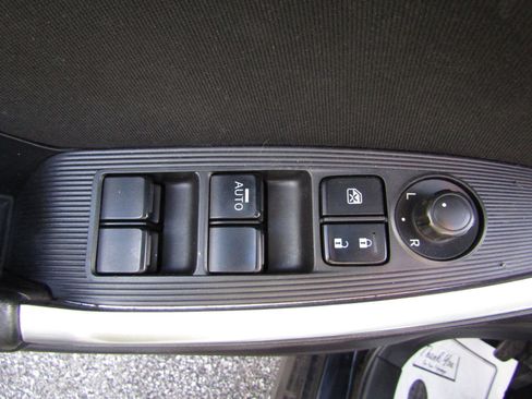 Used 2015 MAZDA CX-5 Sport image 11