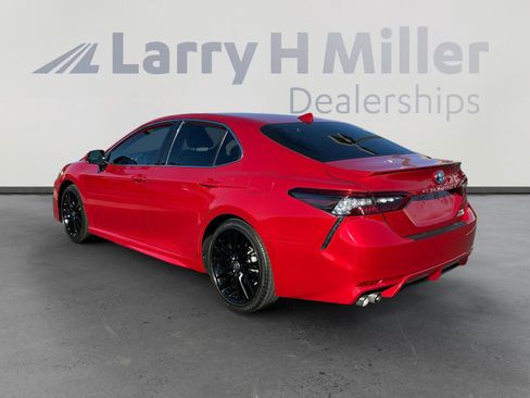 Used 2024 Toyota Camry XSE image 3