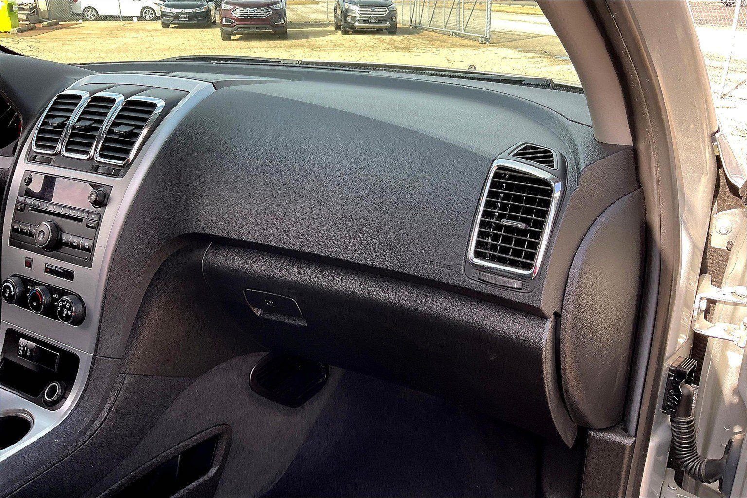 Used 2012 GMC Acadia SL w/ Preferred Package FWD image 21
