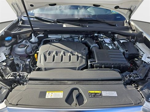 Certified 2024 Audi Q3 2.0T Premium Plus image 32