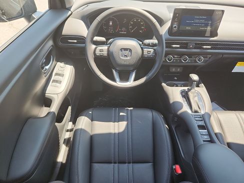 New 2026 Honda HR-V EX-L image 7