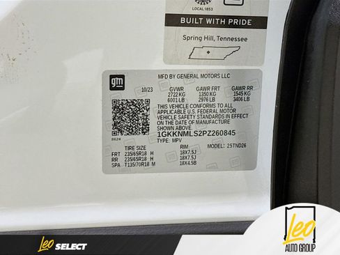 Used 2023 GMC Acadia SLT FWD image 35
