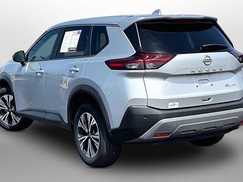 Used 2022 Nissan Rogue SV AWD/4WD image 10