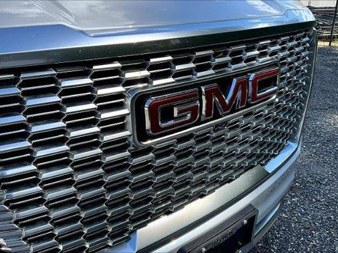 Used 2023 GMC Yukon XL Denali w/ Max Trailering Package image 33